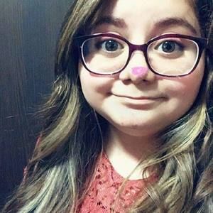 Meet your Posher, Fatima